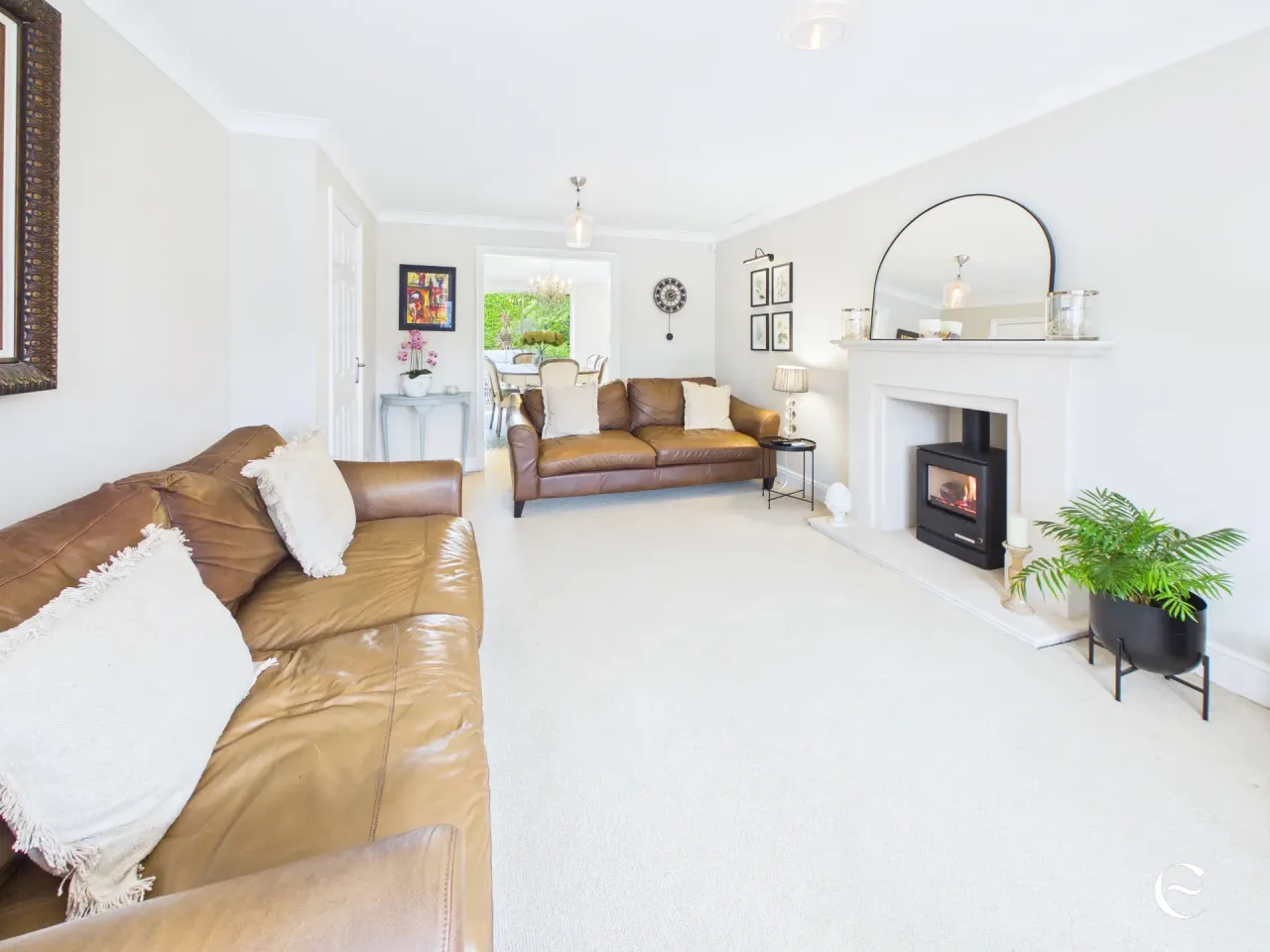Priory Gardens, Stamford, PE9 2EG, photo 6