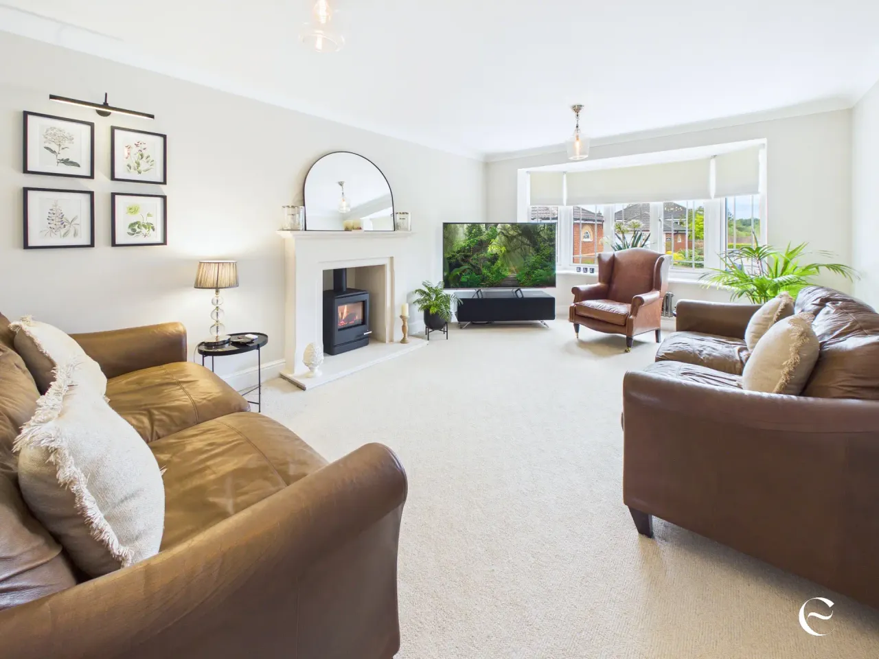 Priory Gardens, Stamford, PE9 2EG, photo 2