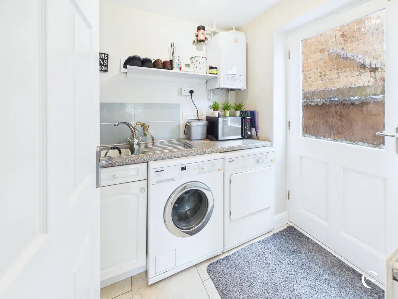 Priory Gardens, Stamford, PE9 2EG, photo 9
