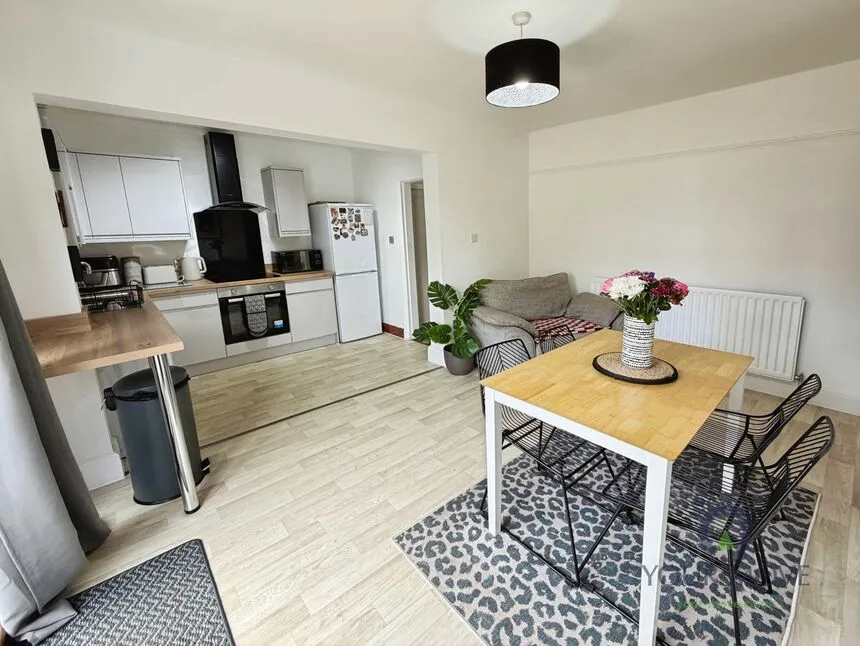 Leigh Street, Burslem, Stoke-on-Trent, Staffordshire, ST6, photo 3