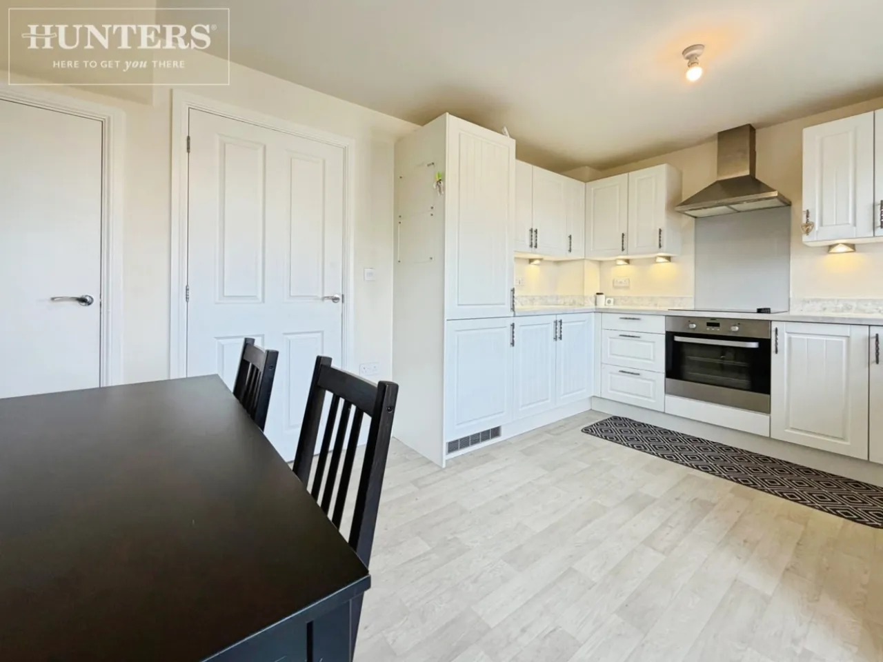 Newland Avenue, Cudworth, S72, photo 3