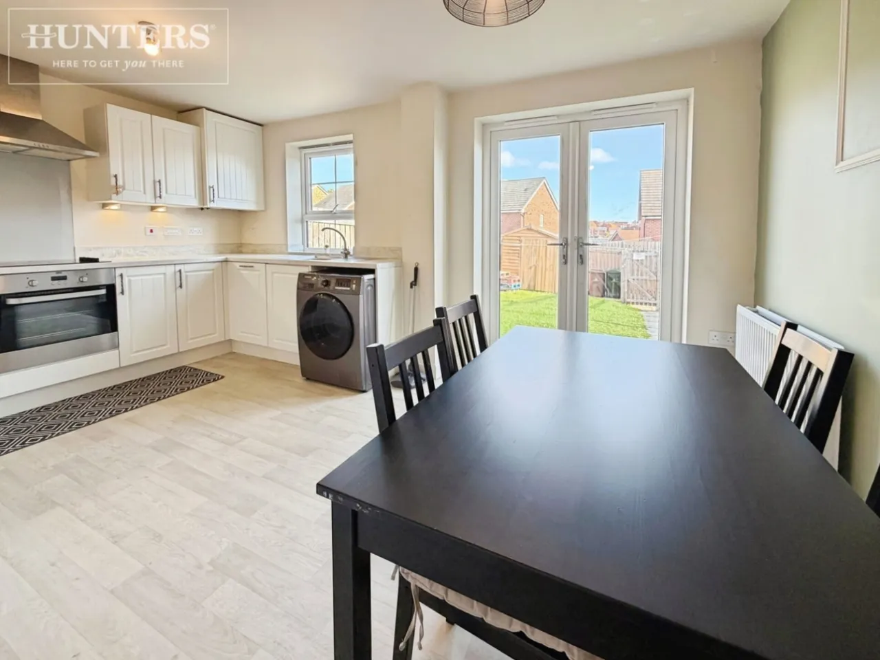 Newland Avenue, Cudworth, S72, photo 2