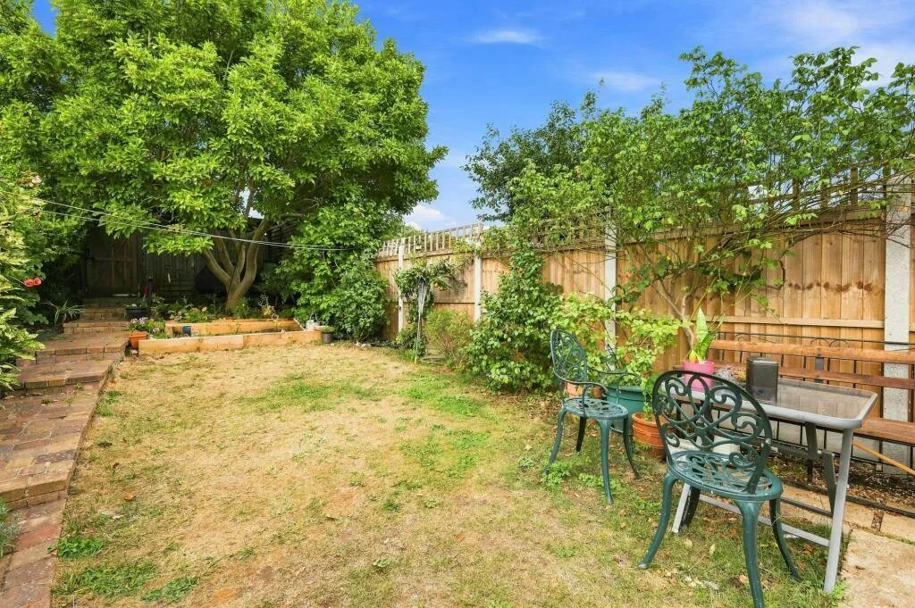 Colchester Road, Halstead, CO9, photo 11