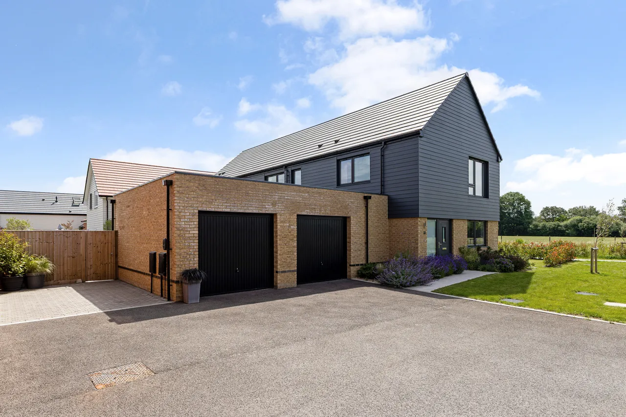 Romaine Road, Cranleigh, GU6, photo 7