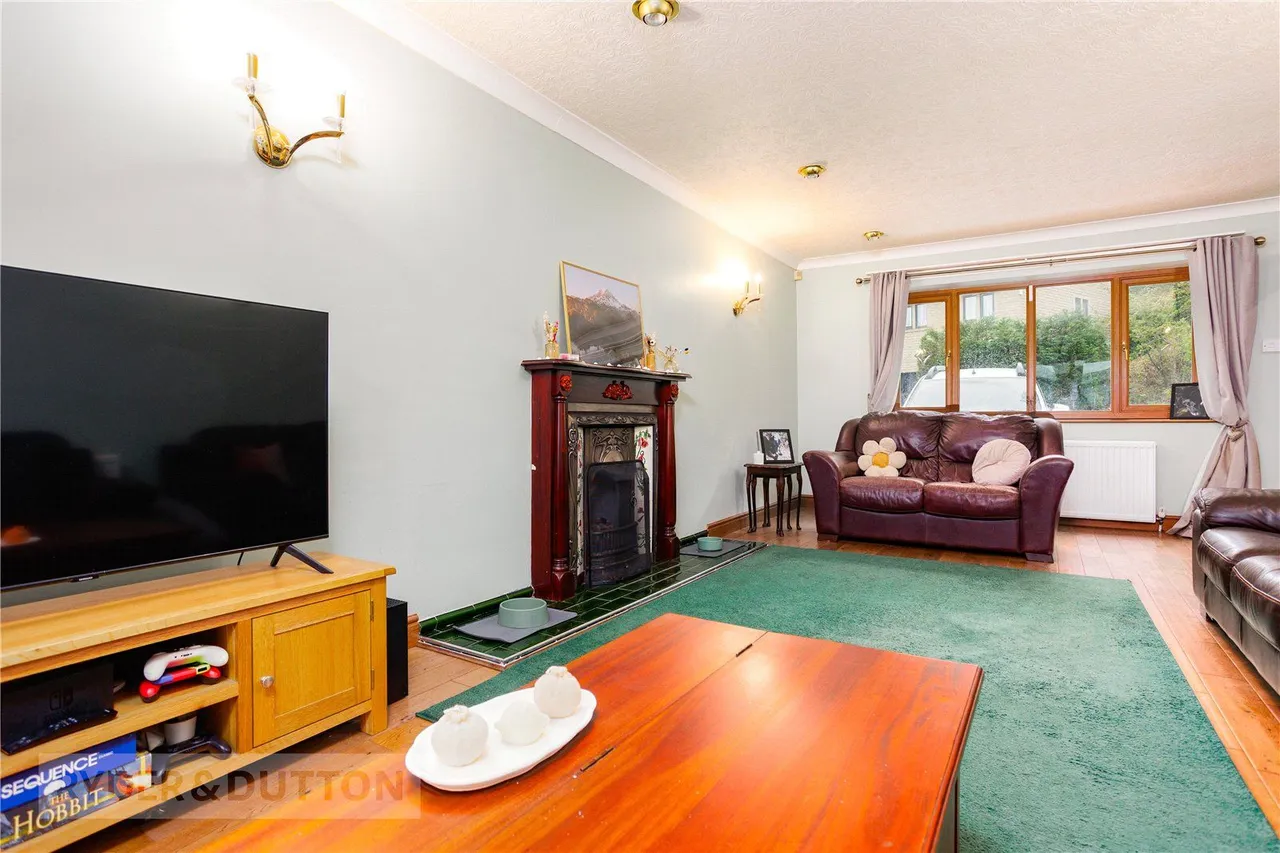 Woodmeadow Court, Mossley, OL5, photo 4