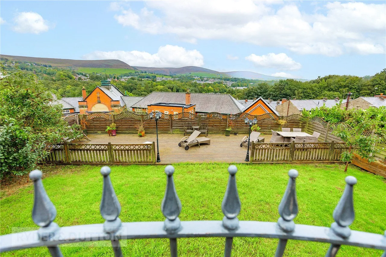 Woodmeadow Court, Mossley, OL5, photo 20