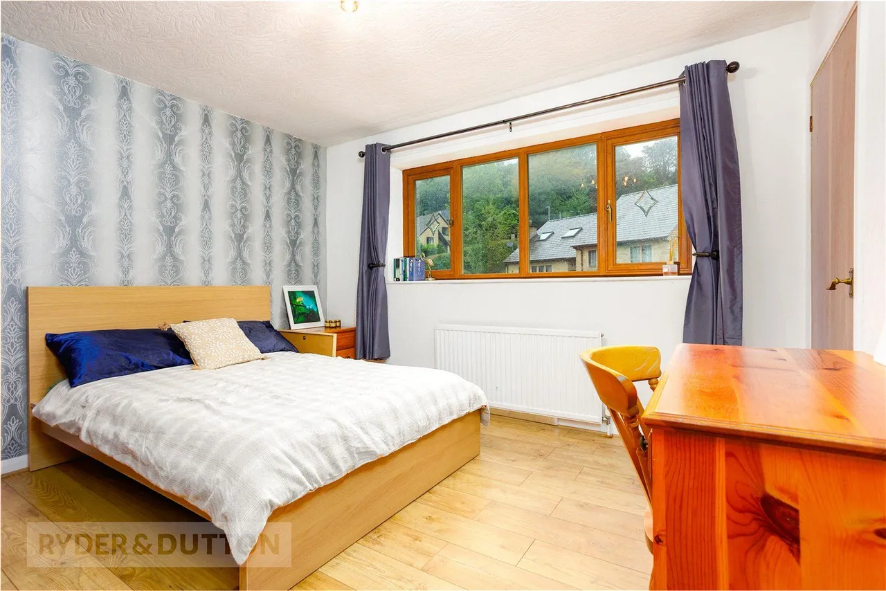 Woodmeadow Court, Mossley, OL5, photo 13