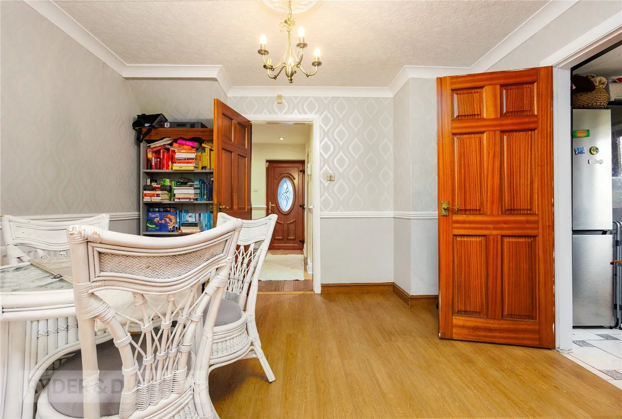 Woodmeadow Court, Mossley, OL5, photo 8