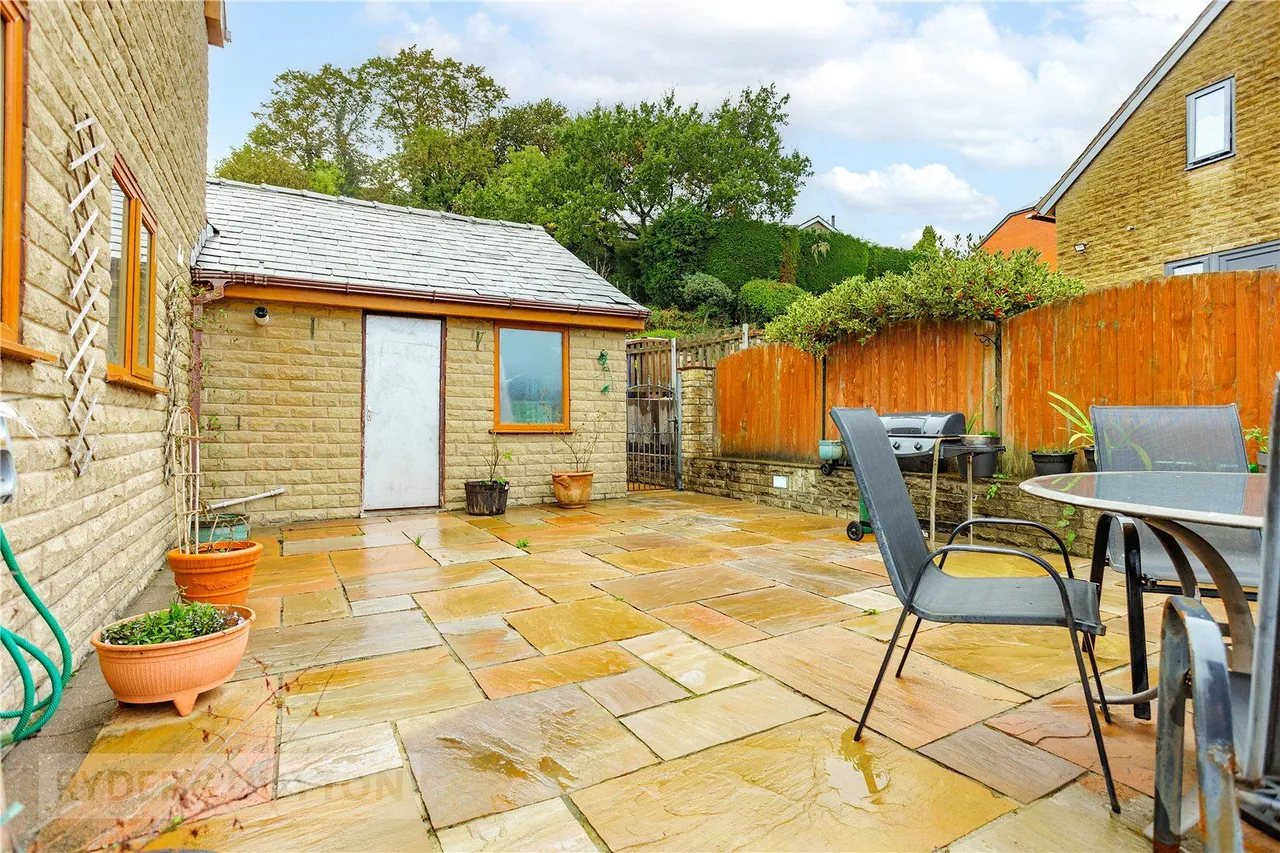 Woodmeadow Court, Mossley, OL5, photo 22