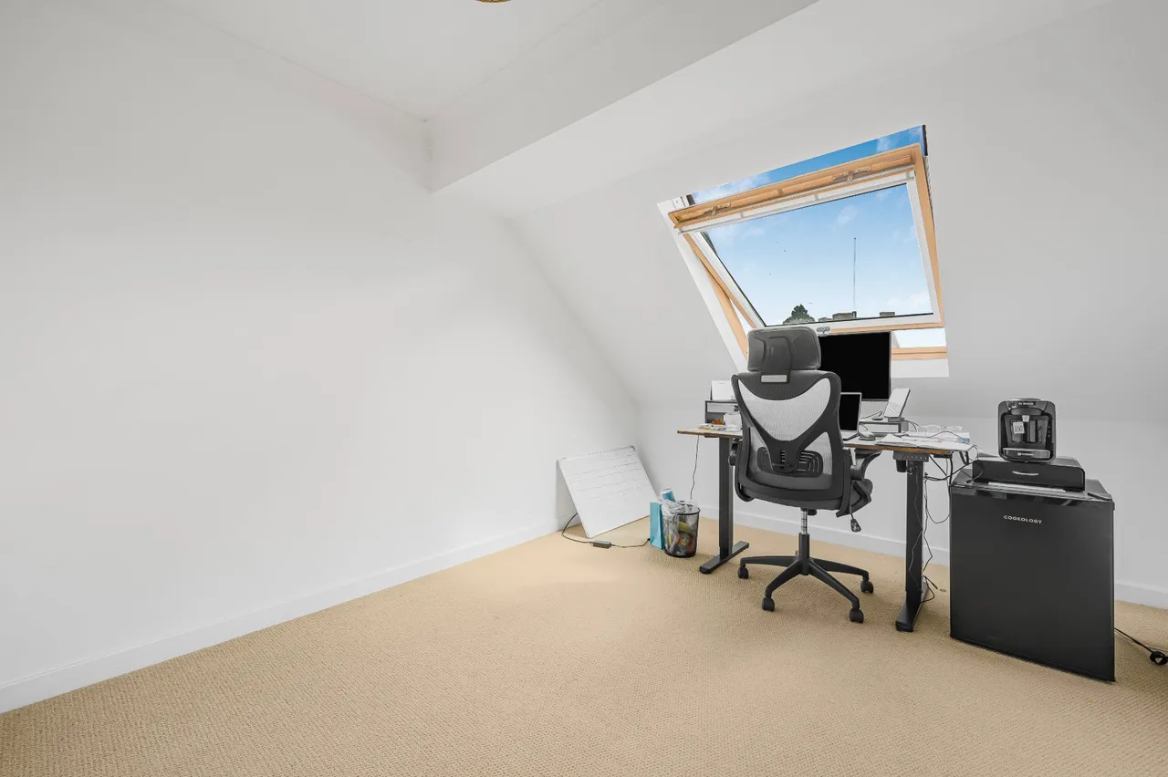 Church Street, Walton-On-Thames, KT12, photo 9