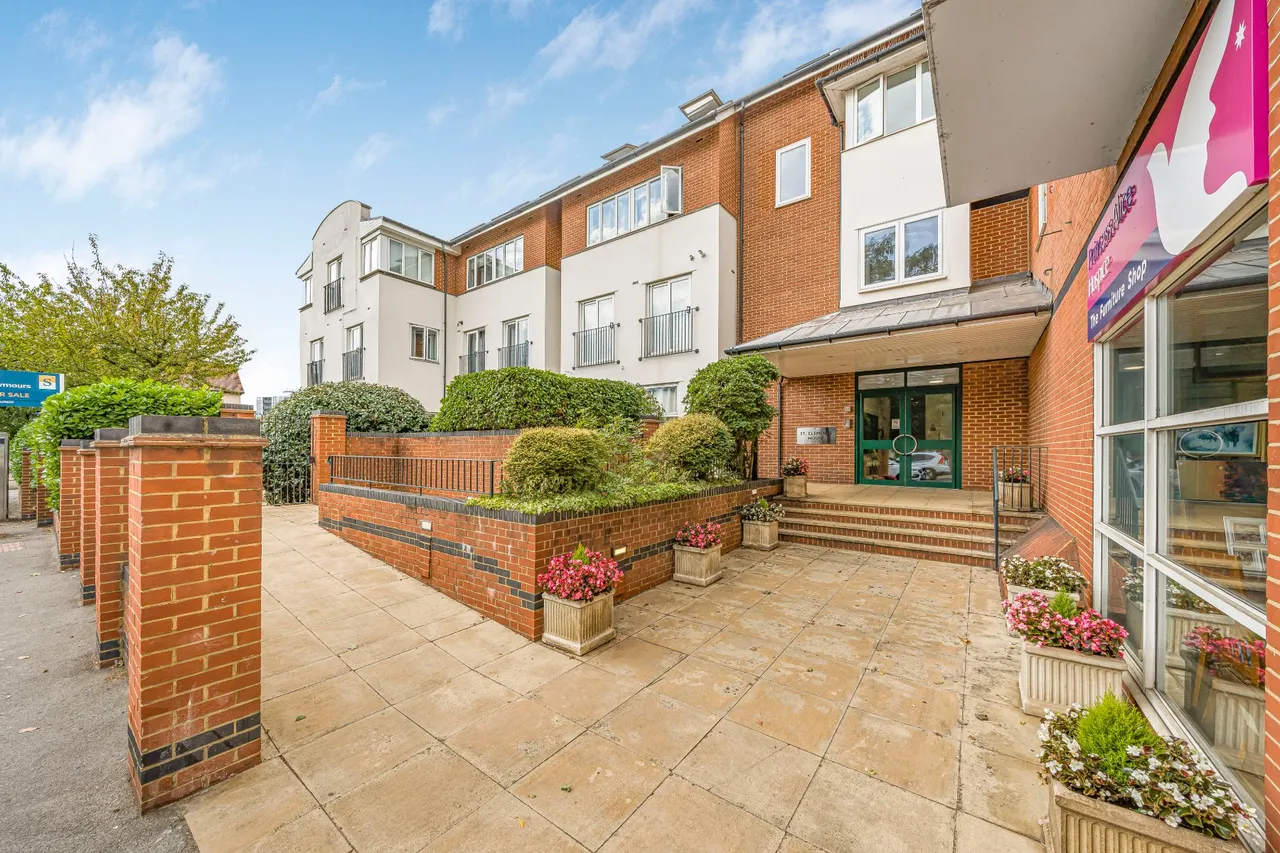 Church Street, Walton-On-Thames, KT12, photo 11
