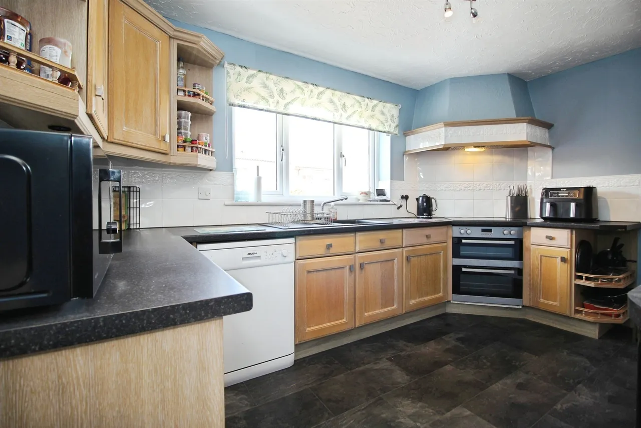 Marsh Road, Castleford, photo 8