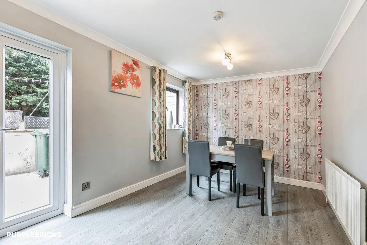 Reed Close, Barnsley, S73, photo 10