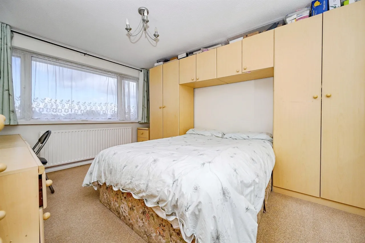 Catherine Close, Hemel Hempstead, HP2, photo 12