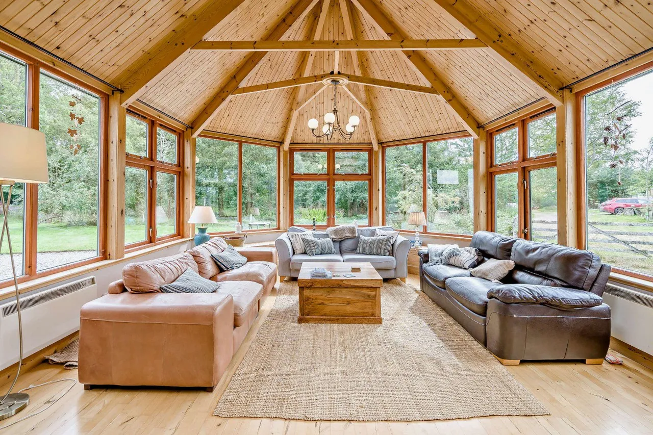 Glentruim, Newtonmore, Inverness-Shire, PH20 1BE, photo 8