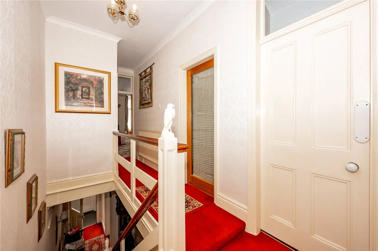 Birchfield Road, Headless Cross, Redditch, Worcestershire, B97 4NA, photo 11