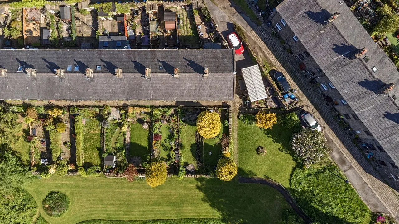 Mount Pleasant, Nangreaves, BL9, photo 19