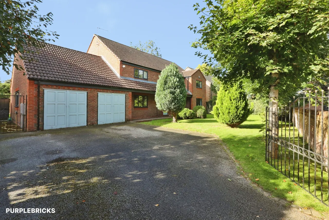 6 bed house for sale, Deans Close, Misterton, DN10
