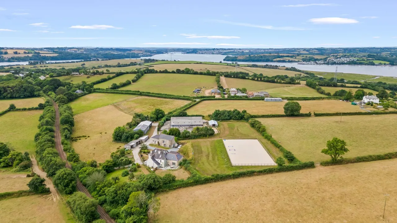Bere Ferrers, Yelverton, PL20, photo 2