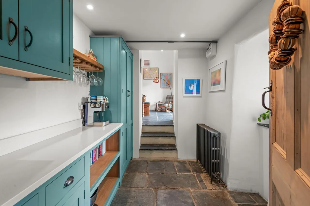 Bere Ferrers, Yelverton, PL20, photo 9