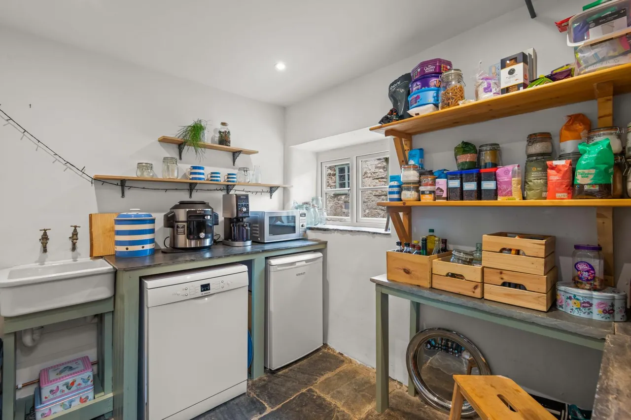 Bere Ferrers, Yelverton, PL20, photo 15