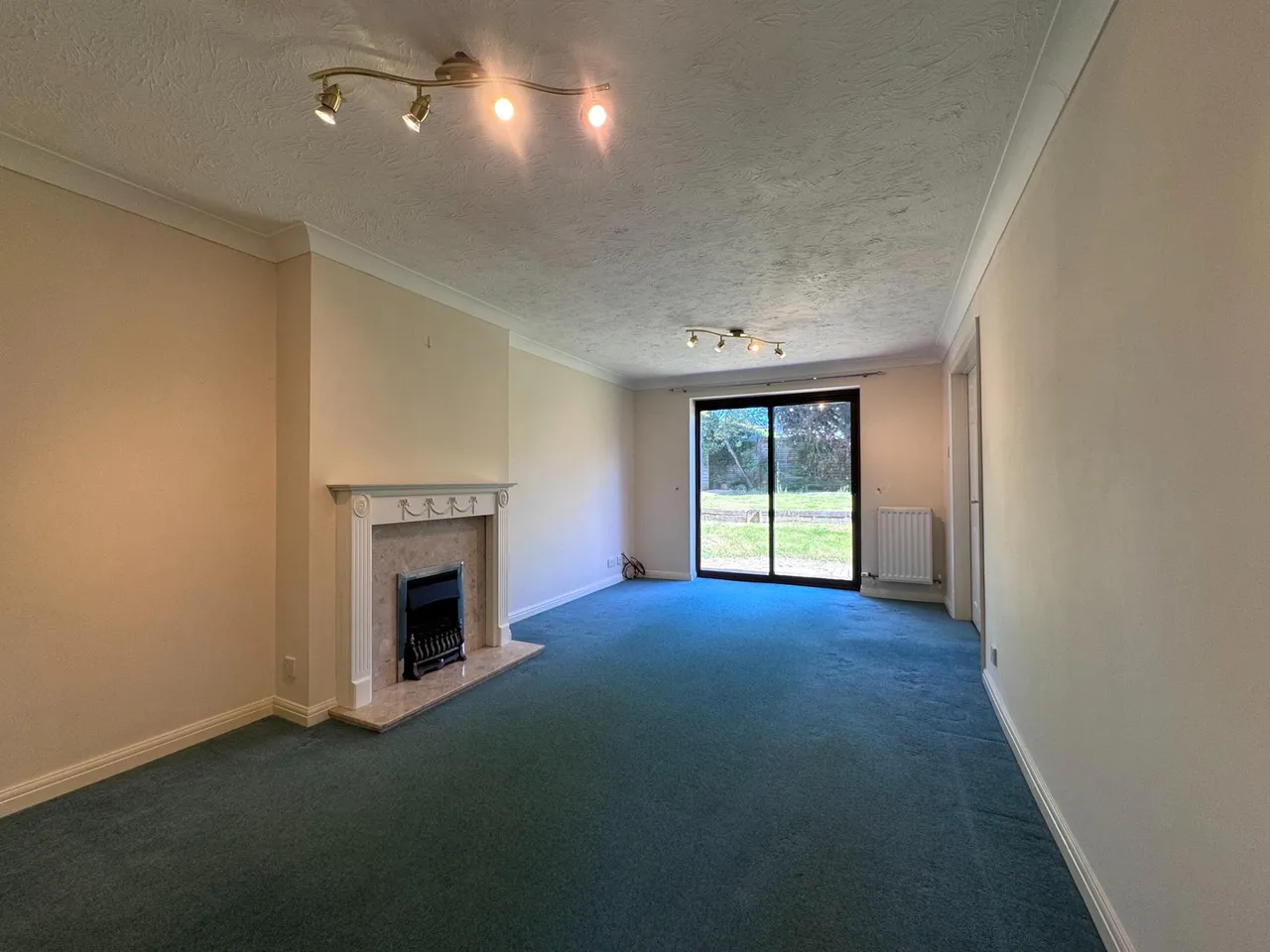 Bowscale Close, Gamston, NG2, photo 9