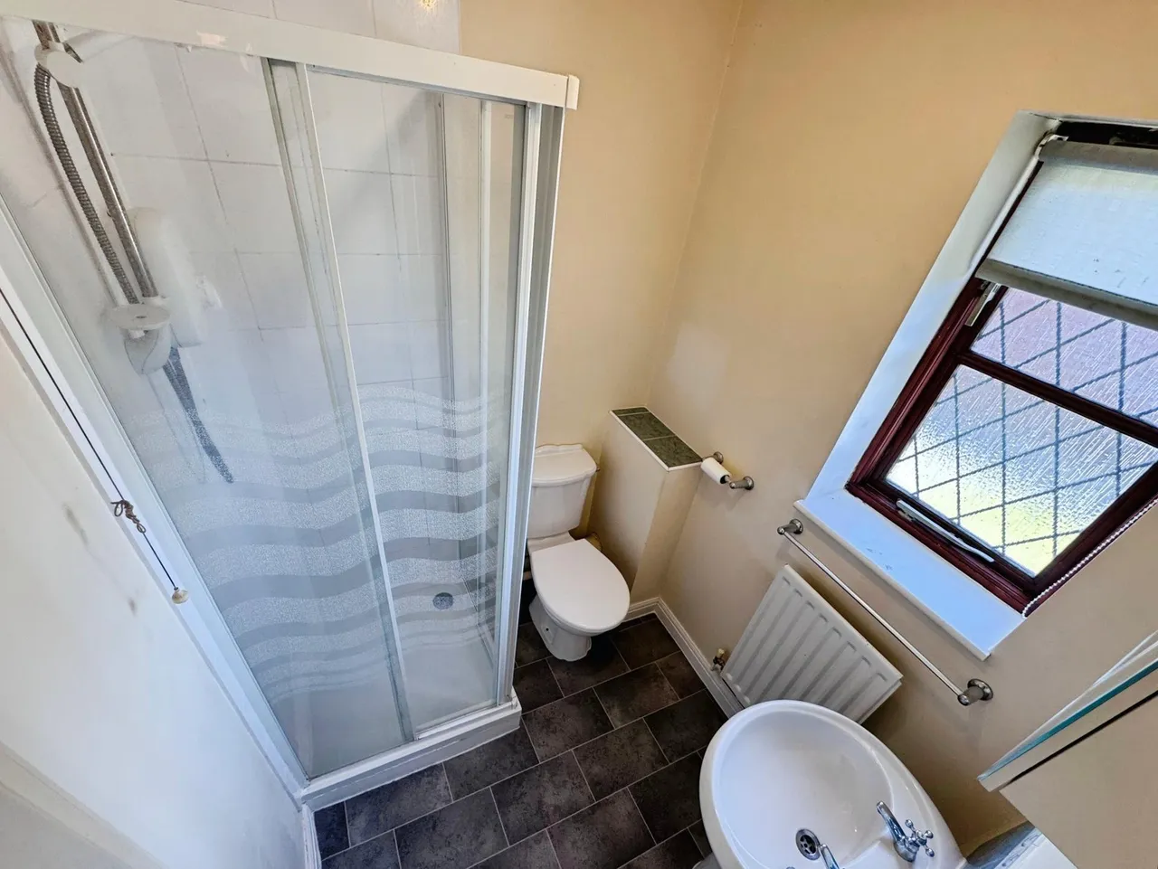 Bowscale Close, Gamston, NG2, photo 14