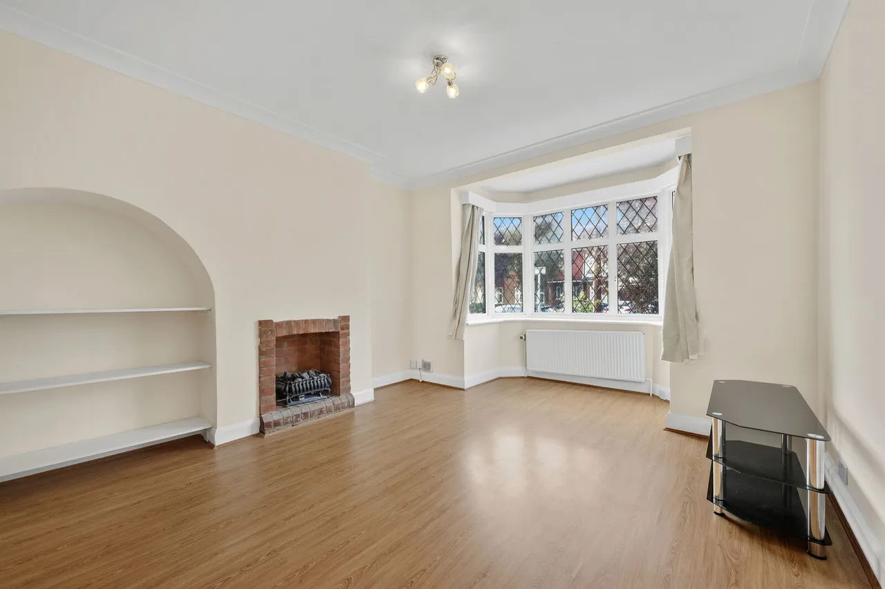 Beverley Avenue, London, SW20, photo 7