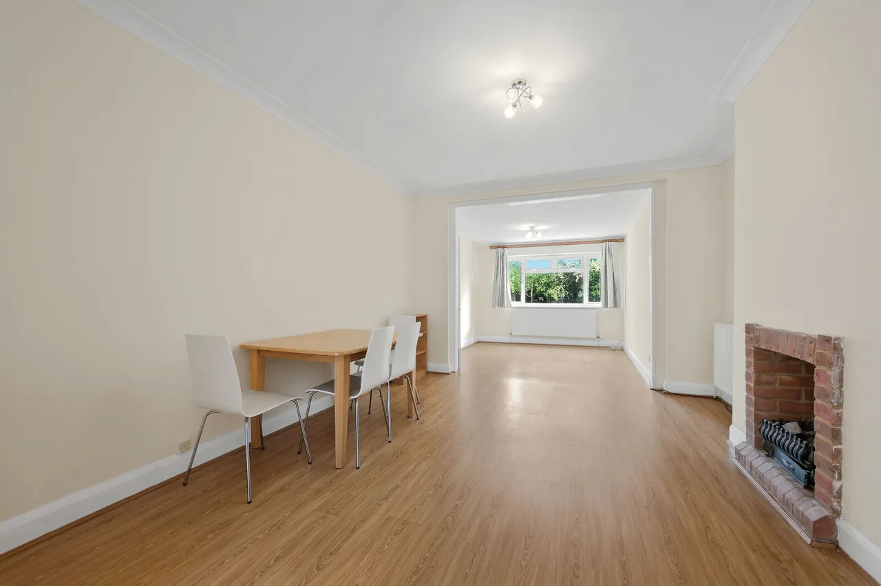 Beverley Avenue, London, SW20, photo 8