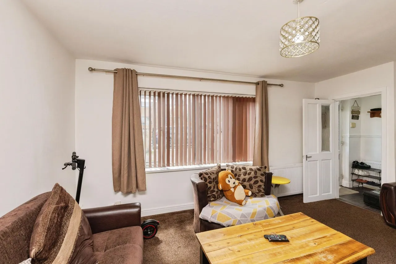 Knowles Lane, Bradford, BD4, photo 5
