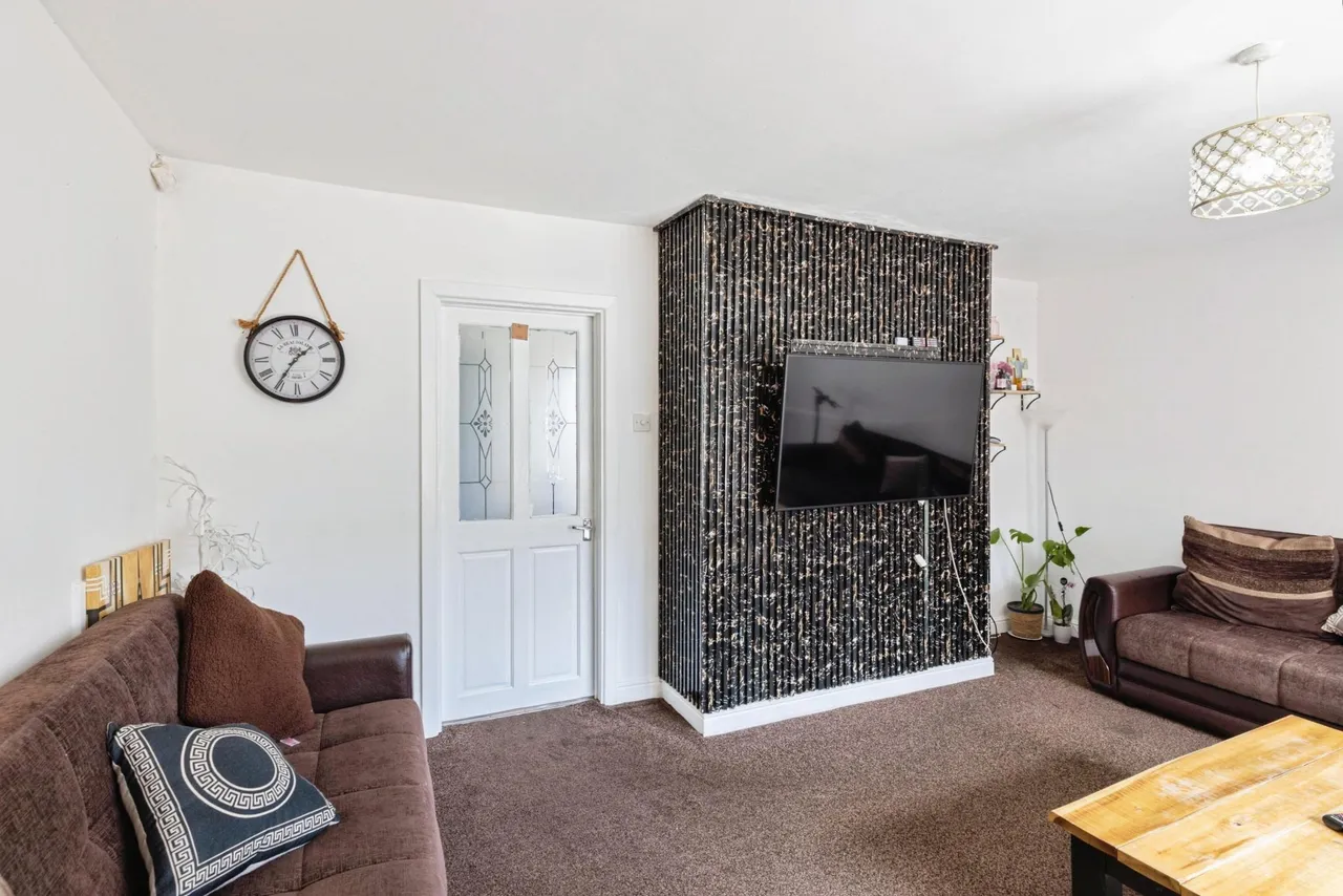 Knowles Lane, Bradford, BD4, photo 8