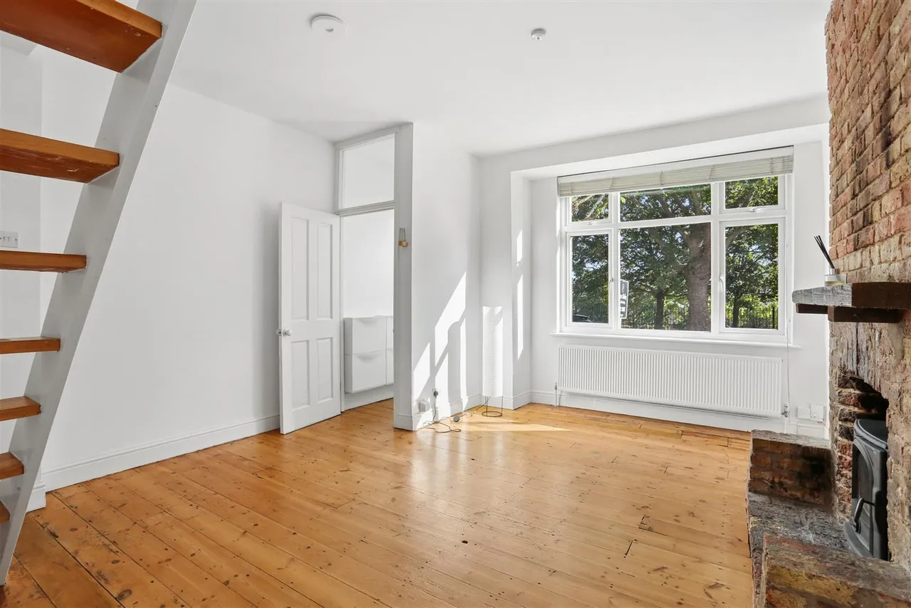 Benhill Road, Sutton, SM1, photo 2