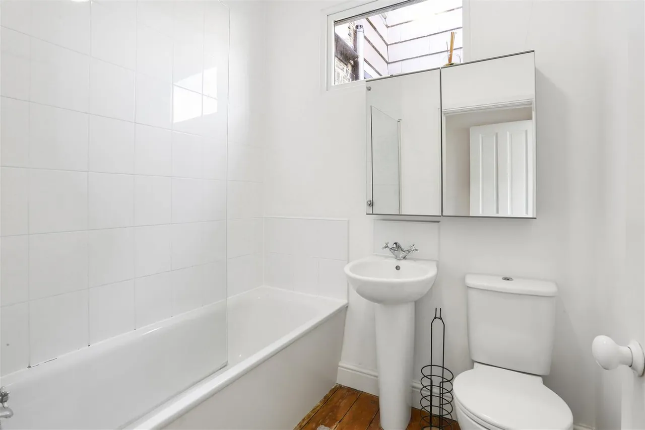Benhill Road, Sutton, SM1, photo 27
