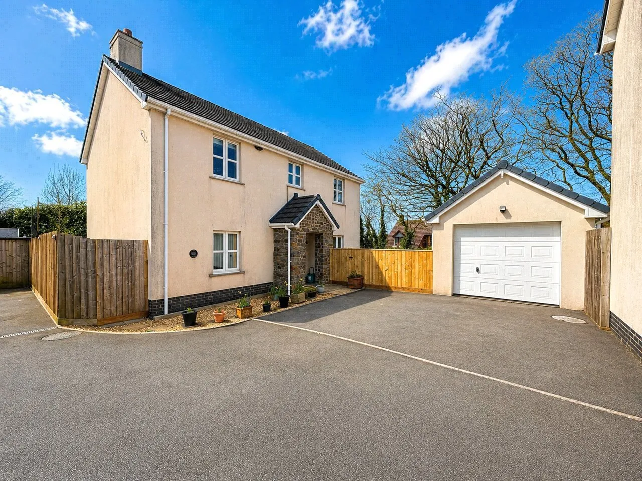 4 bed house for sale, Sunnybank Gardens, Narberth, SA67