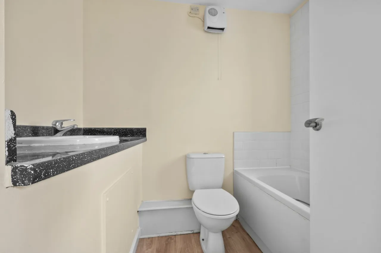 Hamnett Court, Birchwood, Warrington, Warrington, WA3 7AG, photo 10