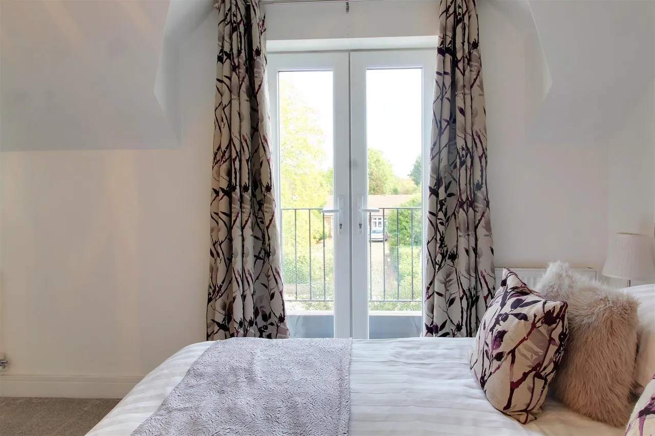 Dixons Hill Road, Welham Green, AL9, photo 20