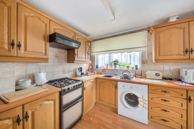 Lennox Gardens, Banbury, OX16, photo 3