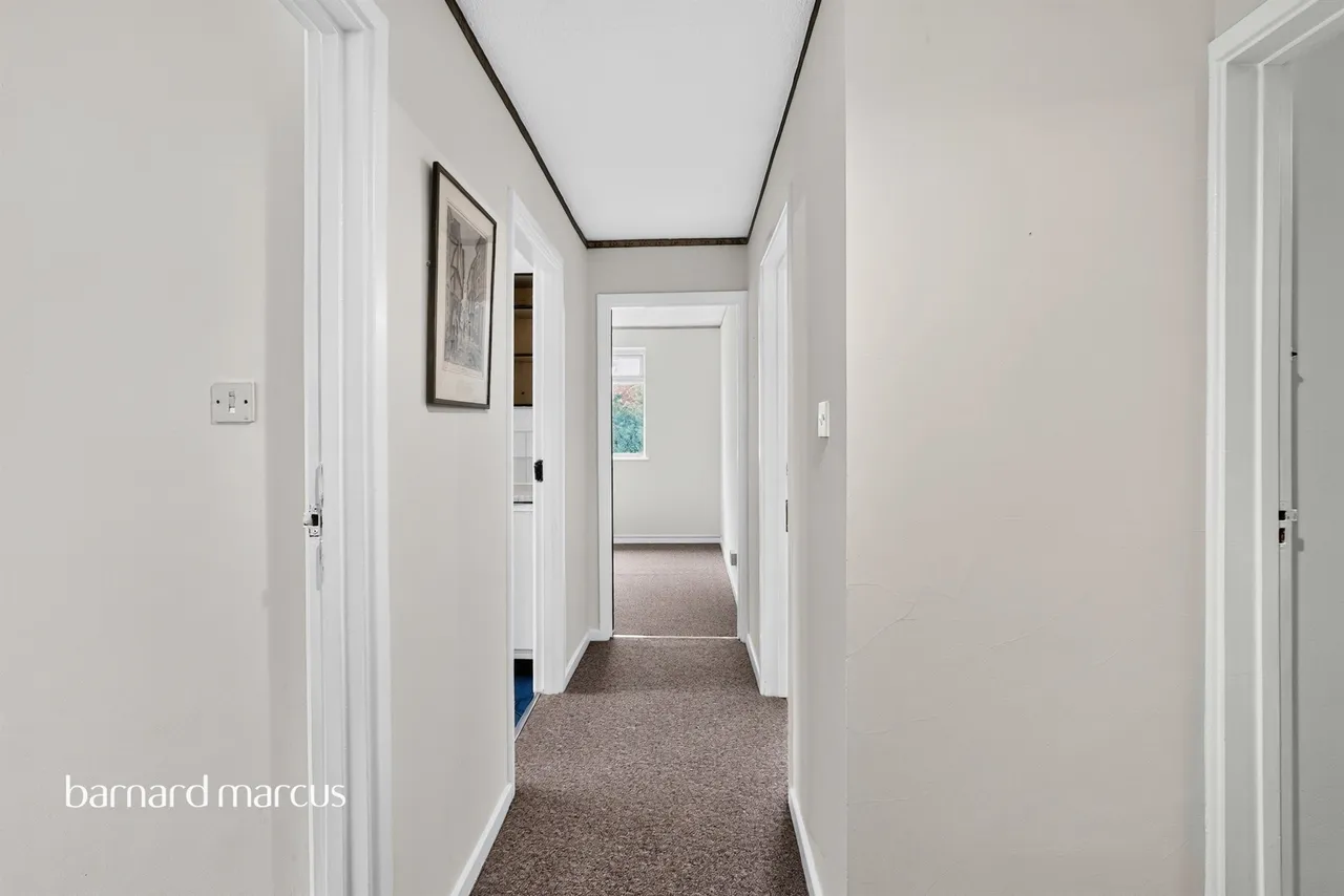 Tring Avenue, London, W5, photo 8
