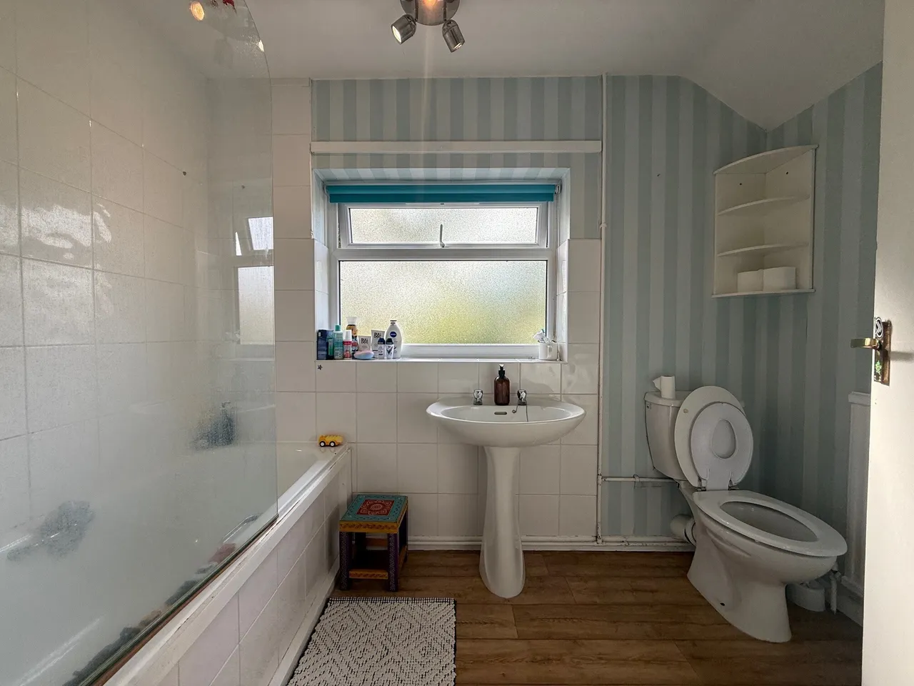 Oakfield Road, WR14, photo 8