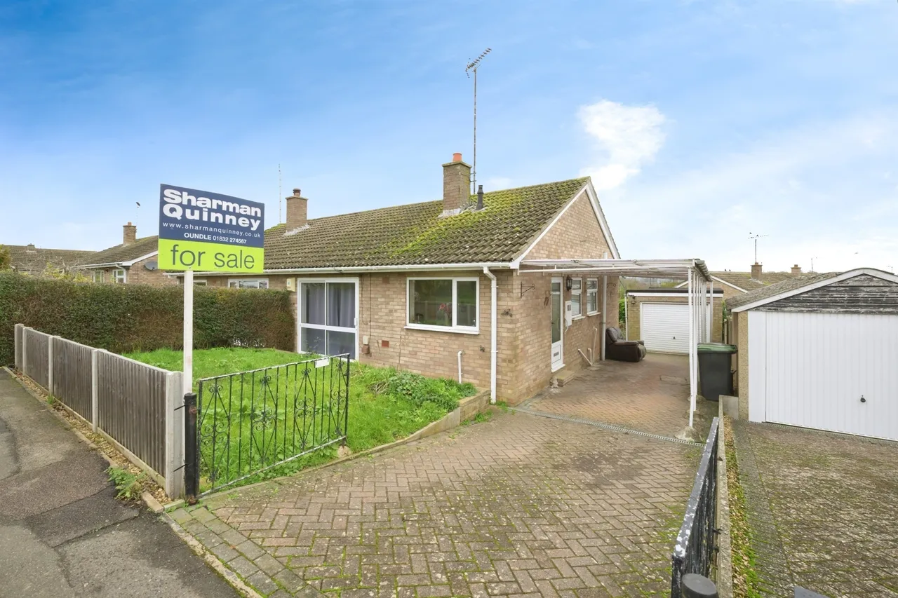 2 bed house for sale, Springfield Road, Peterborough, PE8