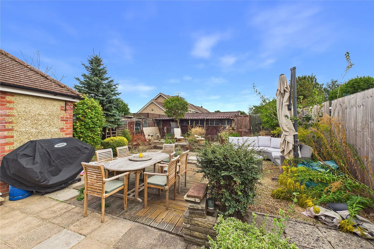 Grasmere Road, Lightwater, GU18, photo 14