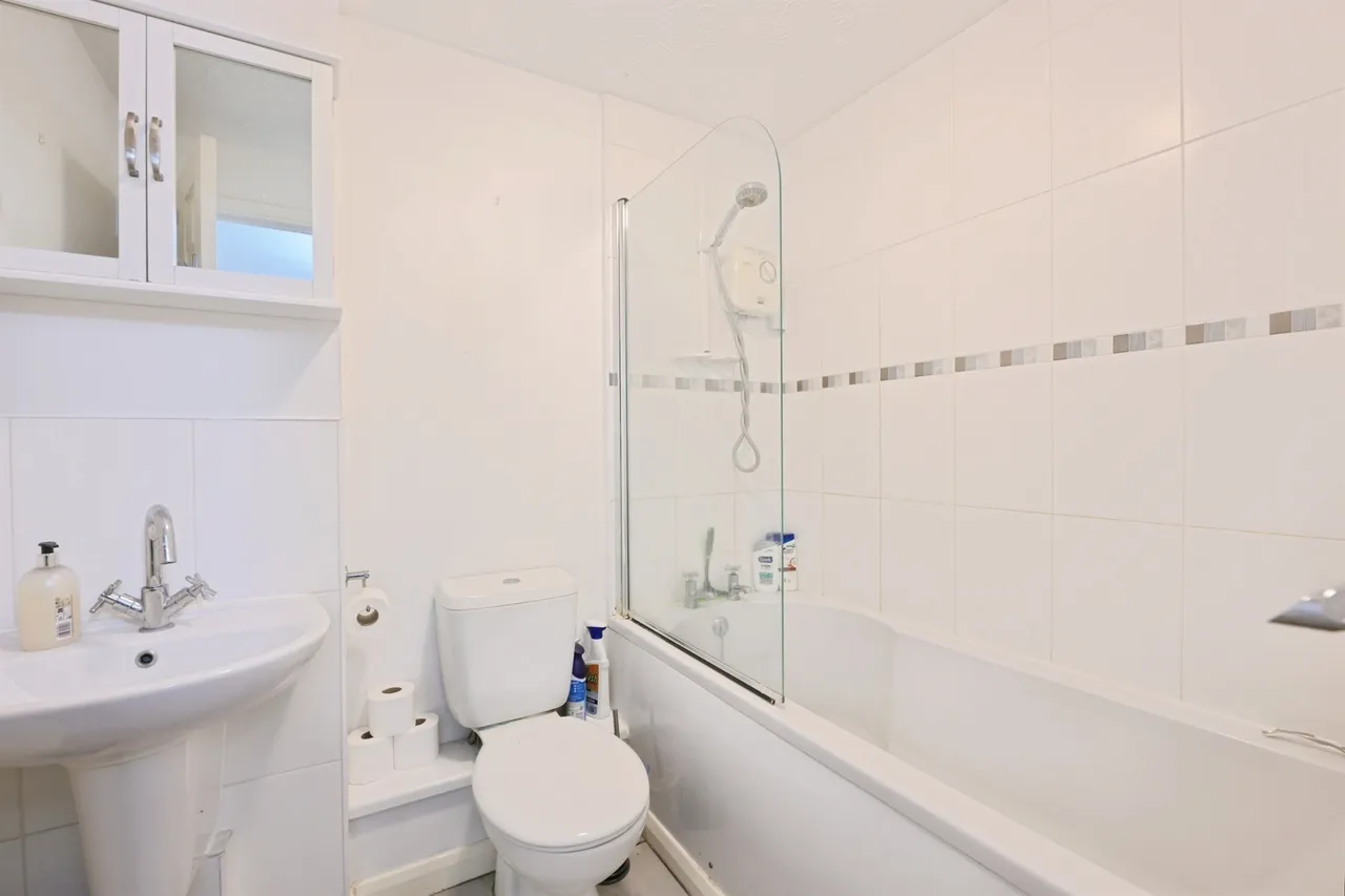 Morris Court, Yaxley, Peterborough, photo 10