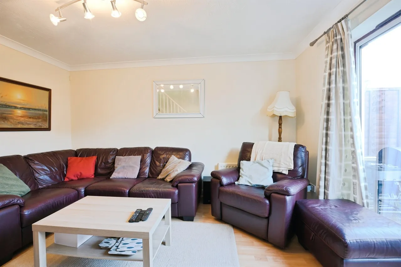 Morris Court, Yaxley, Peterborough, photo 5