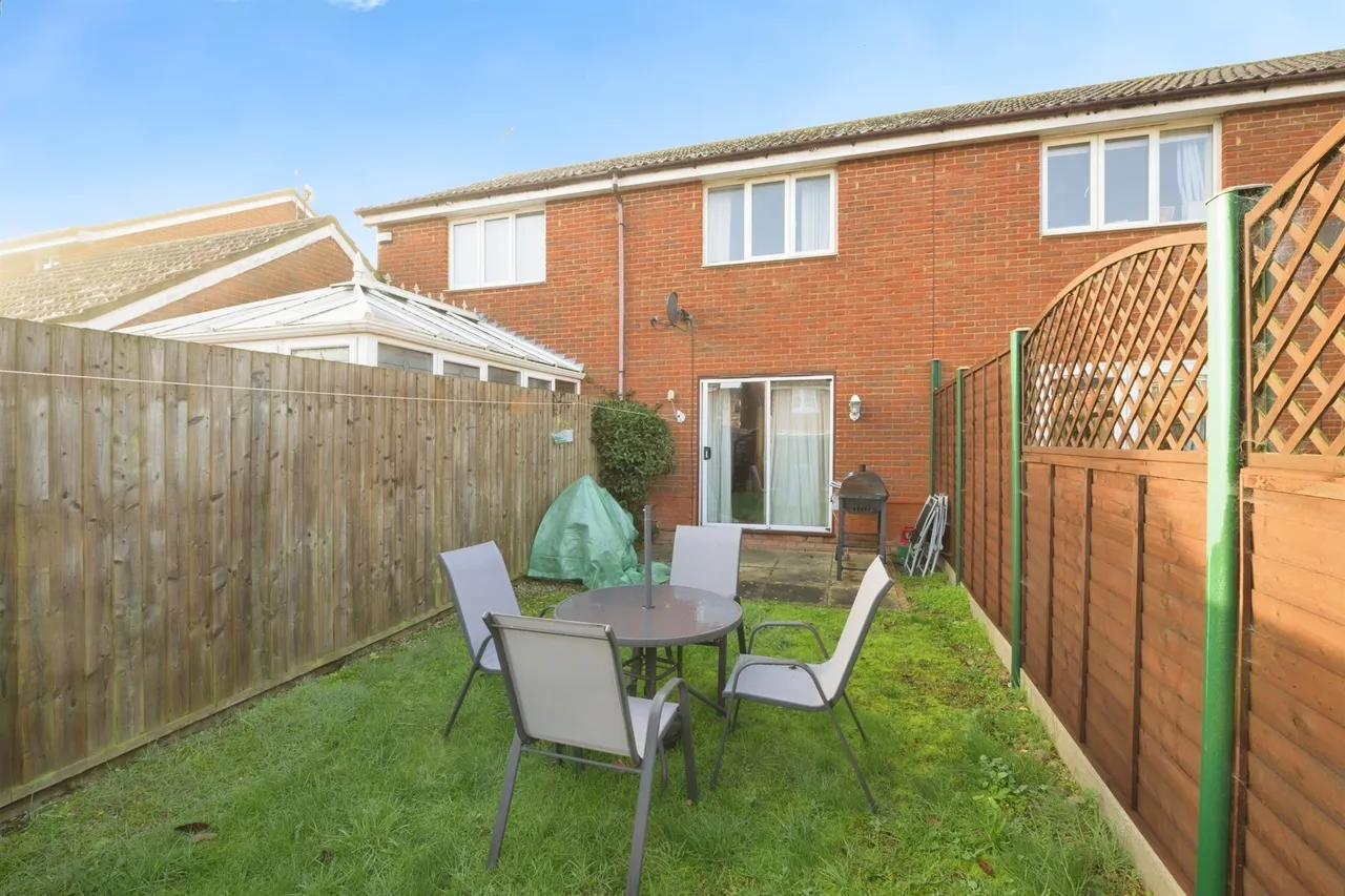 Morris Court, Yaxley, Peterborough, photo 11