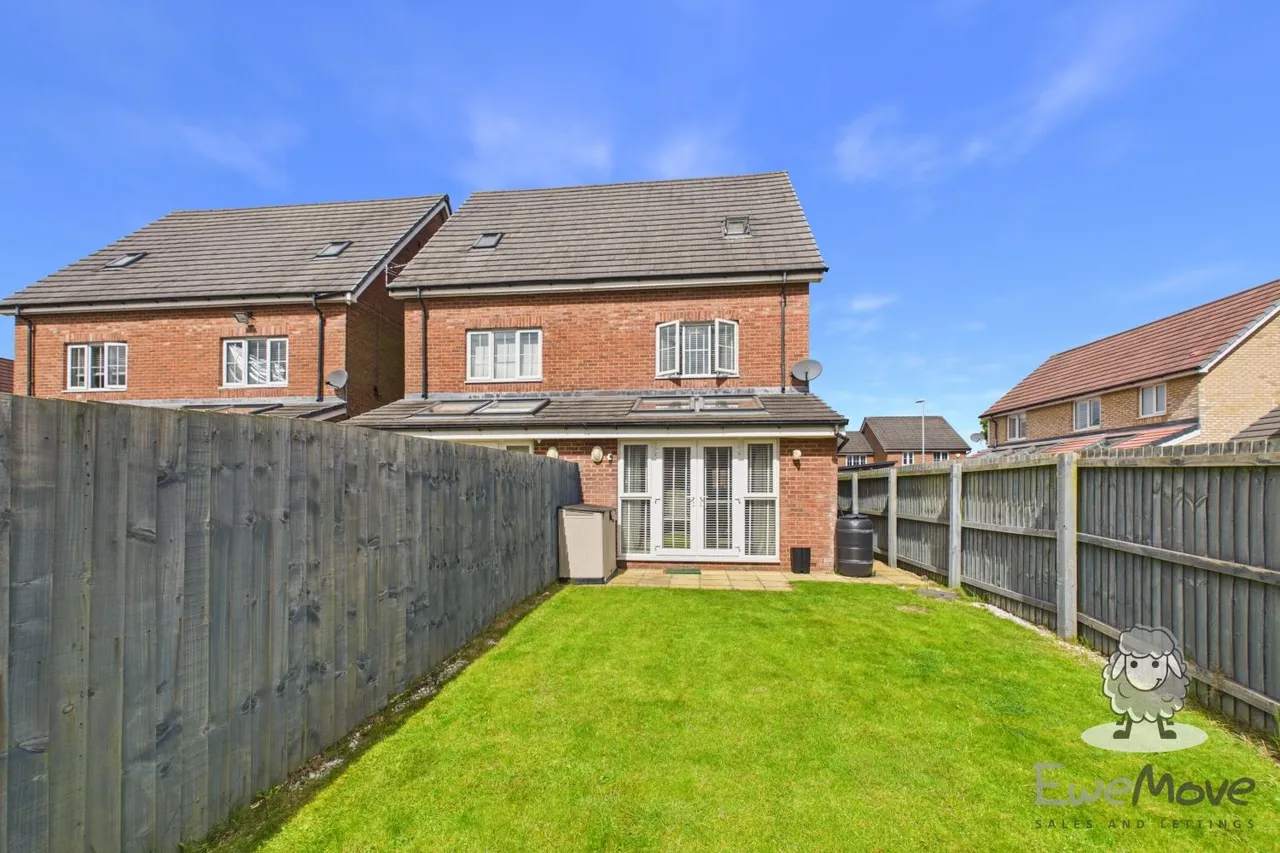Stephenson Grove, Rainhill, L35, photo 15