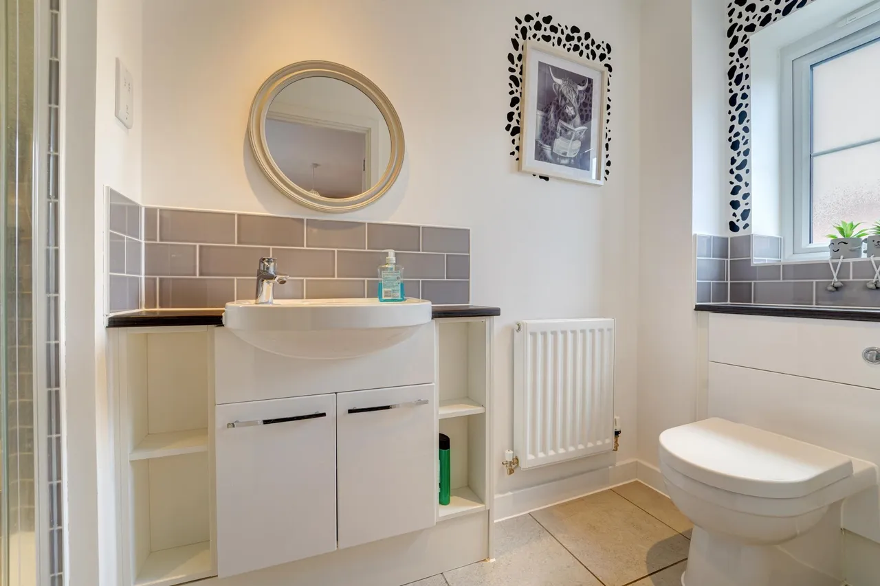 Walnut Tree Way, Shefford, SG17, photo 23