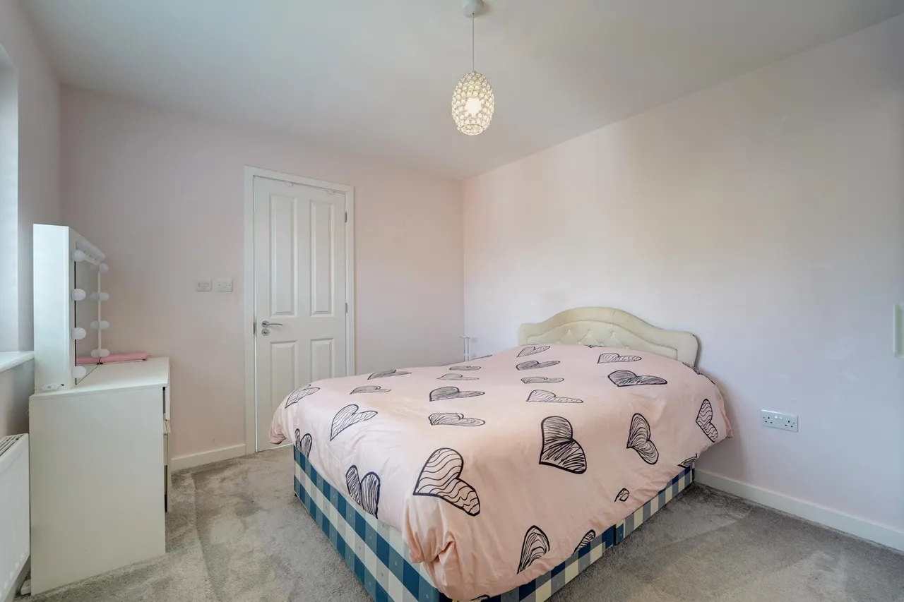 Walnut Tree Way, Shefford, SG17, photo 20