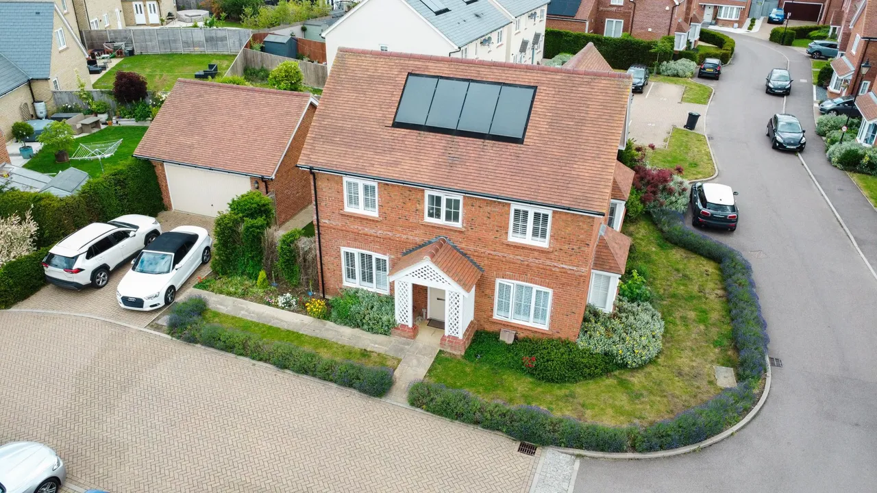Walnut Tree Way, Shefford, SG17, photo 15