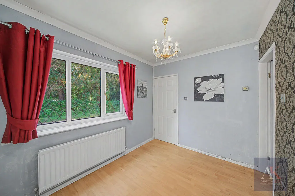 Springfield Lane, Rochdale OL16 2RS, photo 5