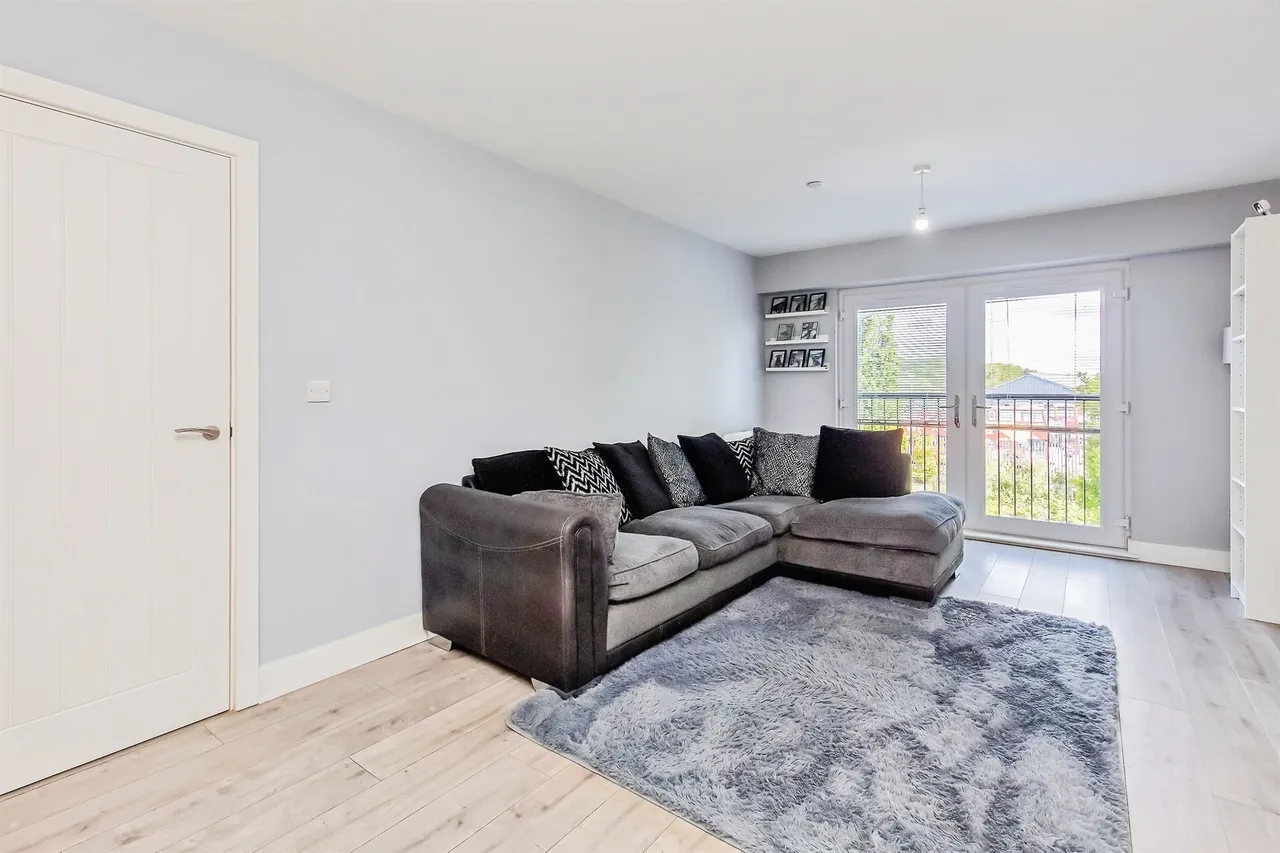 Station Road, Corby, photo 5